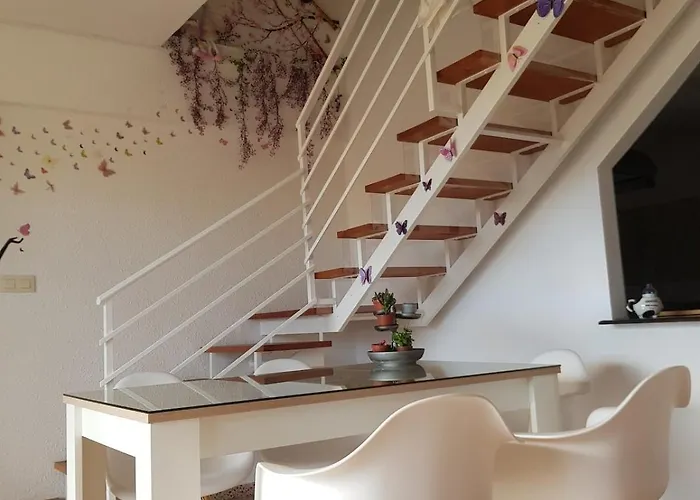 Daire Duplex En El Pouet, Con Ascensor *